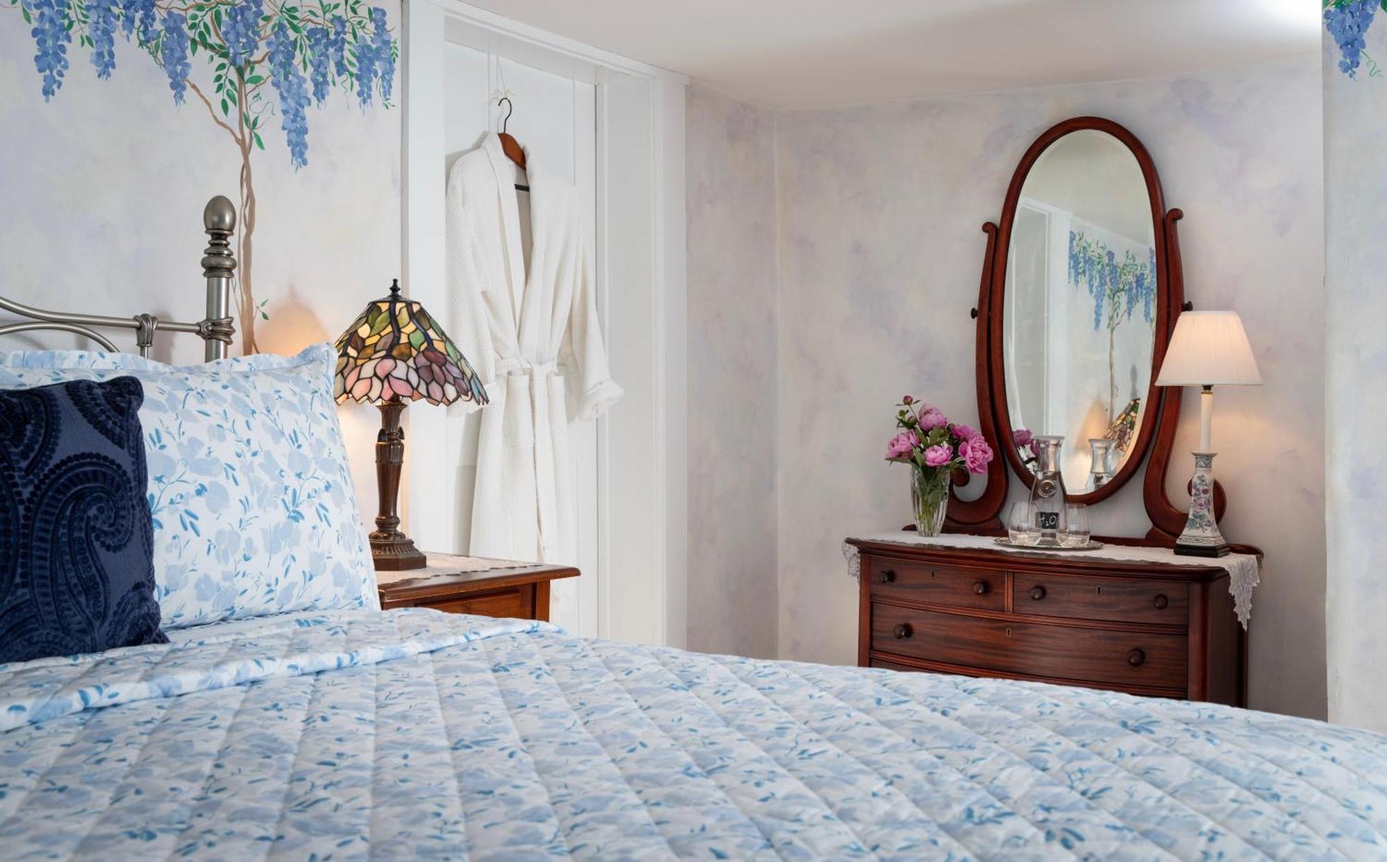 Maguire House Bed And Breakfast Ashburnham エクステリア 写真